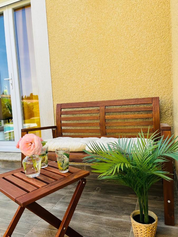 Un Coin Tropical En Provence ! Hotel L'Isle-sur-la-Sorgue Exterior photo